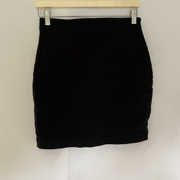 Express Design Studio Black Bandage Mini Skirt Size 4 comfortable business - Picture 1 of 7